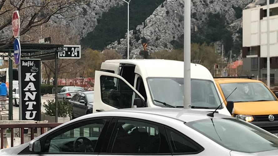 Ubojstvo koje je šokiralo Omiš: Ekskluzivne fotke privođenja