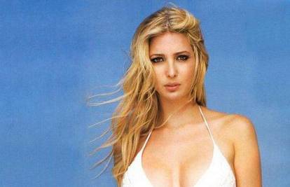 Ivanka Trump pokazuje duboki dekolte u Stuffu