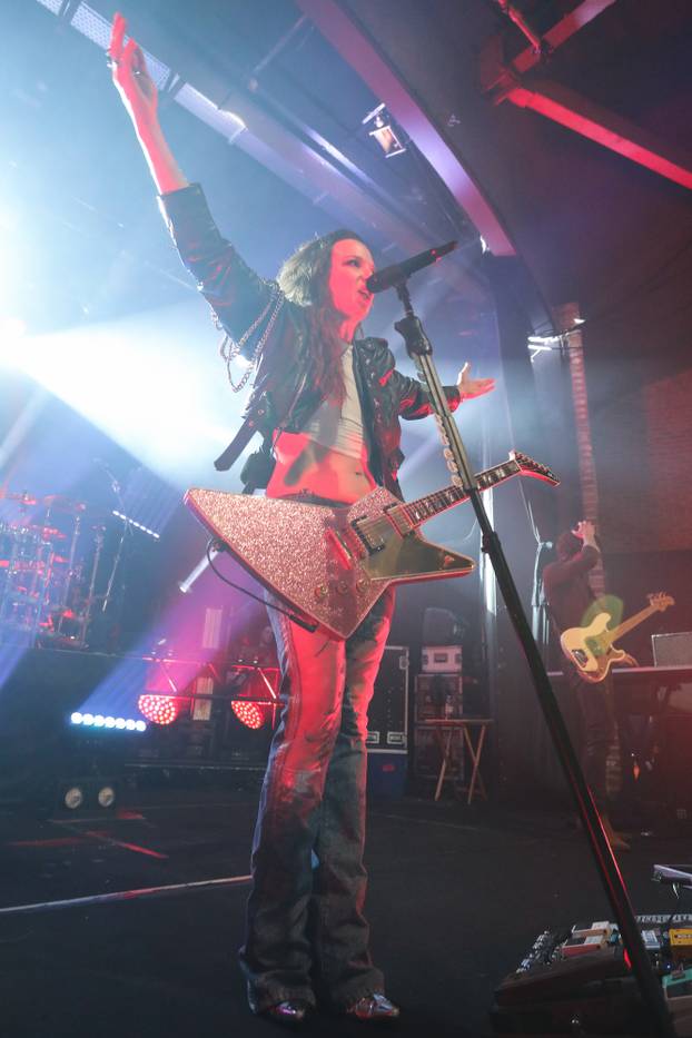 Zagreb: U Tvornici kulture održan je koncert rock grupe Halestorm