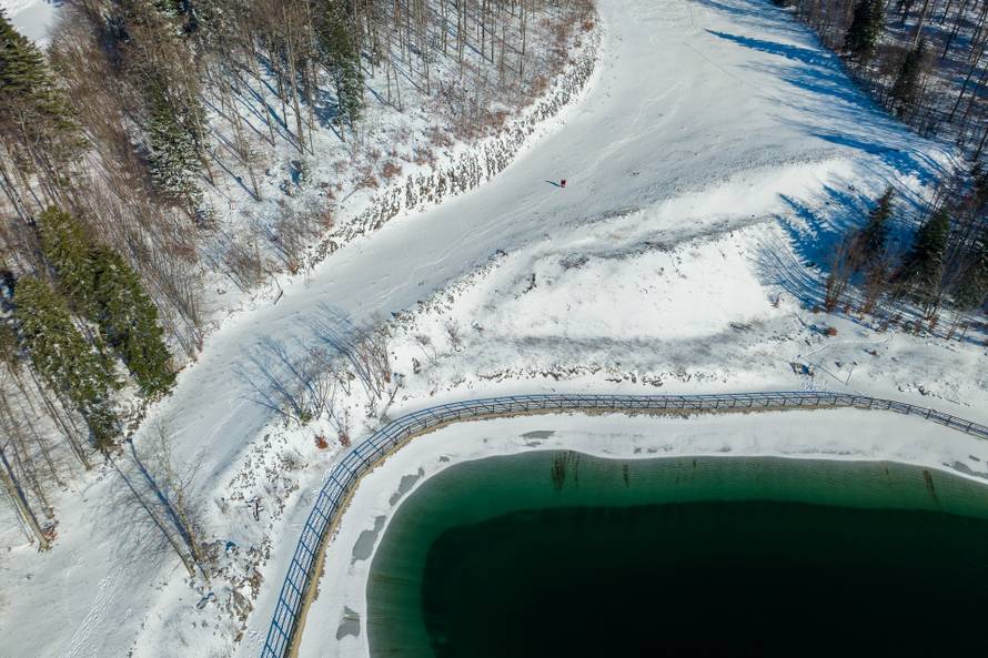 Pogled iz zraka na skijalište Platak pod snijegom