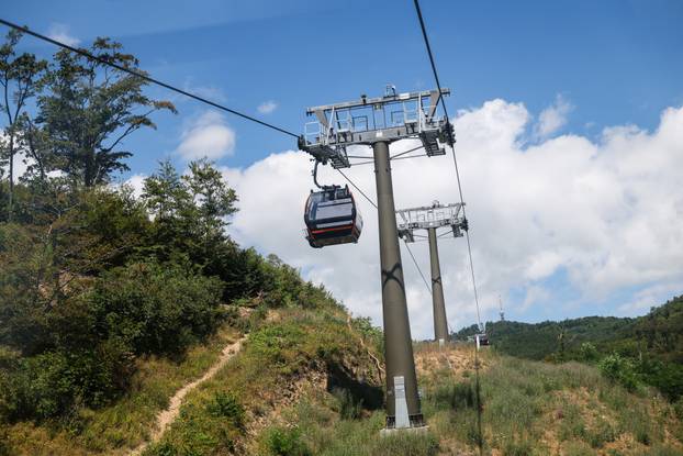 Zagreb: Vožnja žicarom na Sljeme