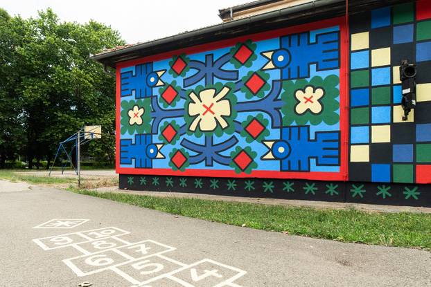 FOTO Grad pretvoren u galeriju: Pogledajte predivne murale na kućama i zgradama u Čačku