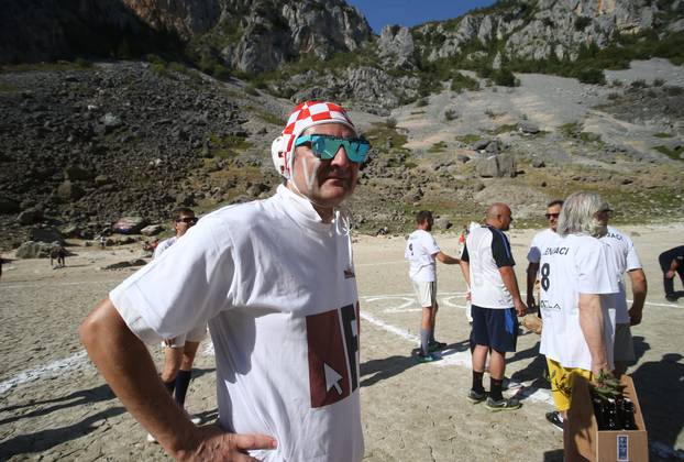 ARHIVA: Utakmica na dnu isušenog Modrog jezera koje danas doseže rekordan vodostaj