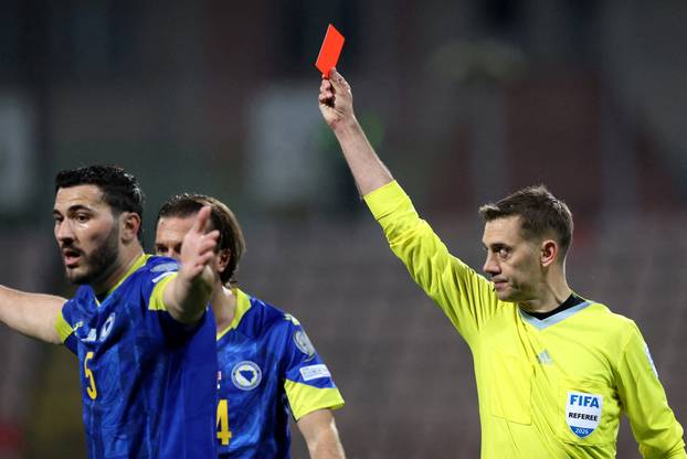 FIFA World Cup - UEFA Qualifiers - Finals - Bosnia and Herzegovina v Italy