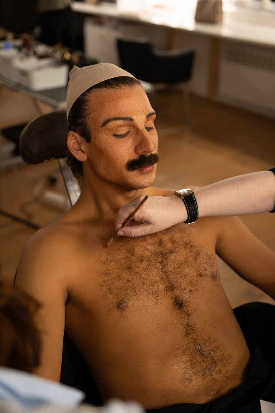 FOTO Otkrili nove maske u TLZP: Pogledajte kako izgledaju J.Lo, Pavarotti, Katy Perry, Jole...