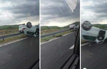 Nesreća na autoputu:  Auto završio na krovu kod Radošića