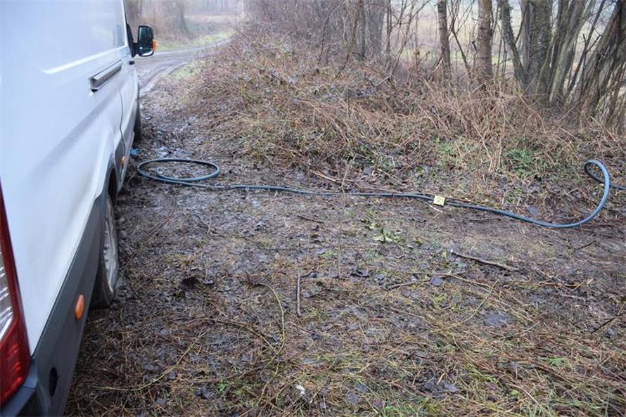 Pala naftna banda: Spojili se na cijev kod Bjelovara, u 4 mjeseca ukrali 116.000 litara gazolina