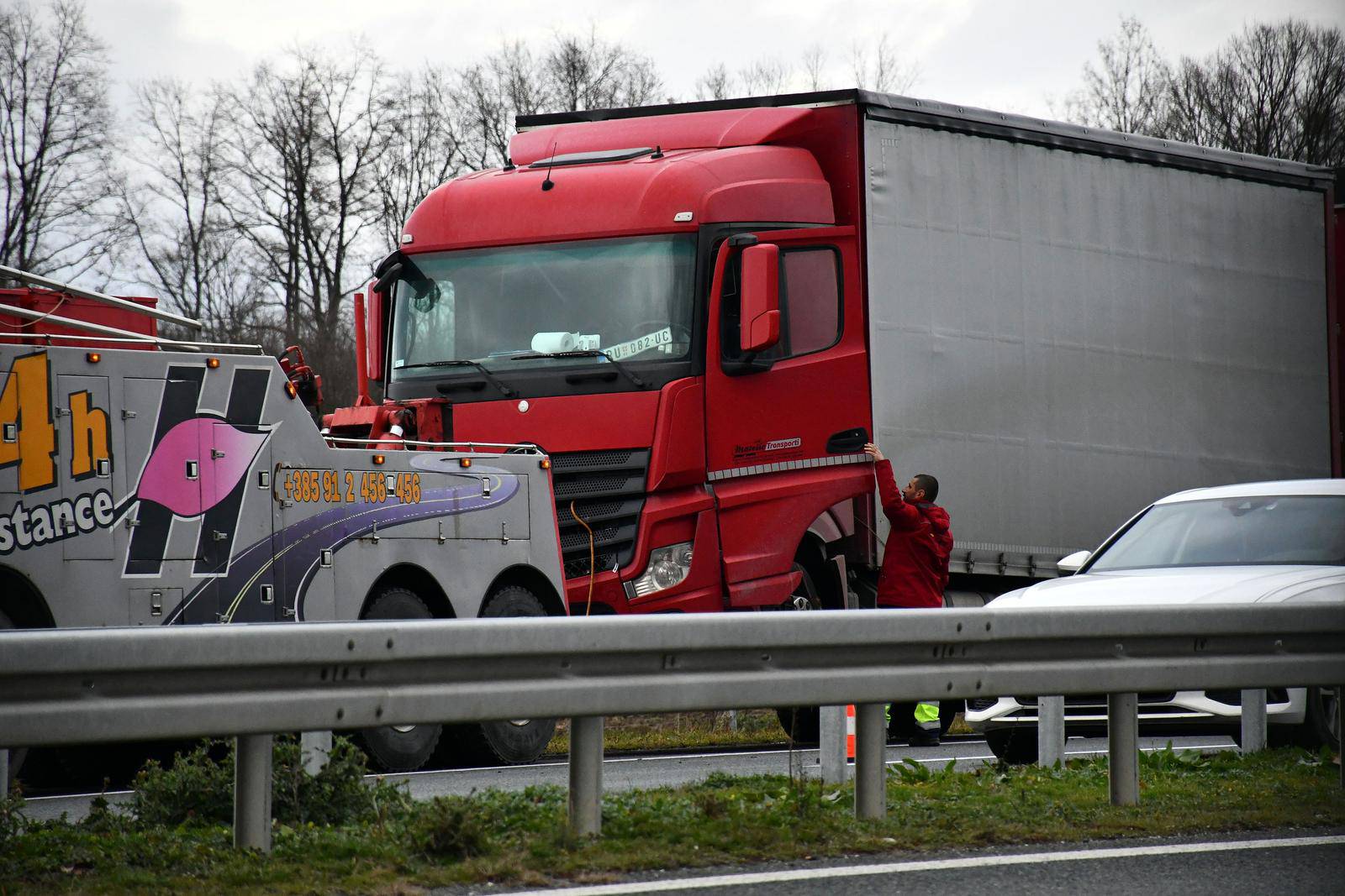 Slavonski Brod: ​U teškoj prometnoj nesreći na autocesti A3 poginula žena 