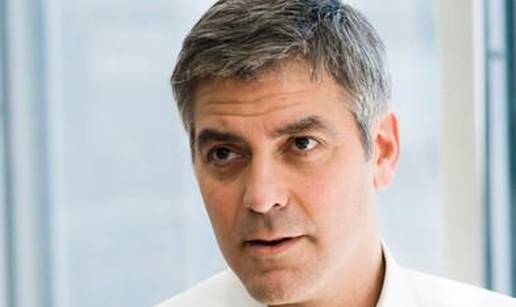 George Clooney ne želi da svi gledaju njegov penis...