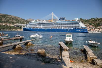 Broj turista u Dubrovniku još se uvijek ne smanjuje