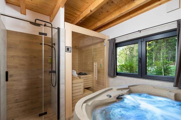 FOTO Gorska bajka u Hrvatskoj: Možete li zamisliti bolje mjesto za zimski bijeg od ljudi i stresa?