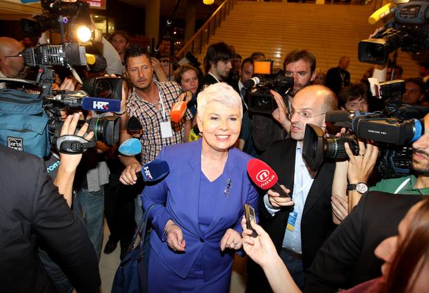 Zagreb: Jadranka Kosor dala je izjavu za medije nakon ispadanja iz "utrke" za HDZ