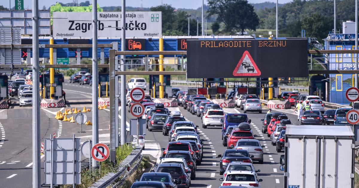 HAK, Promet: Špica Sezone, Gužve I Kolone Na Svim Cestama Prema Moru, A ...