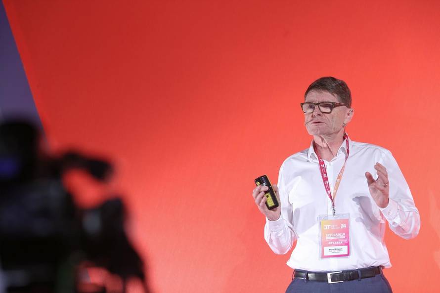 'Vrijednost diploma je nikakva, ali znanje je važnije nego ikad'