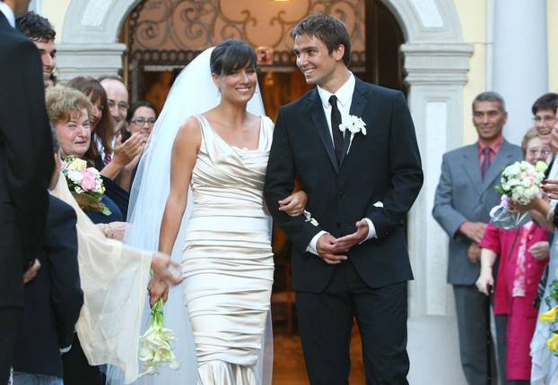 ARHIVA - 2008. Zagreb: Vjen?anje Nike Kranj?ara i Simone Fistri? u Crkvi sv. Ivana Krstitelja