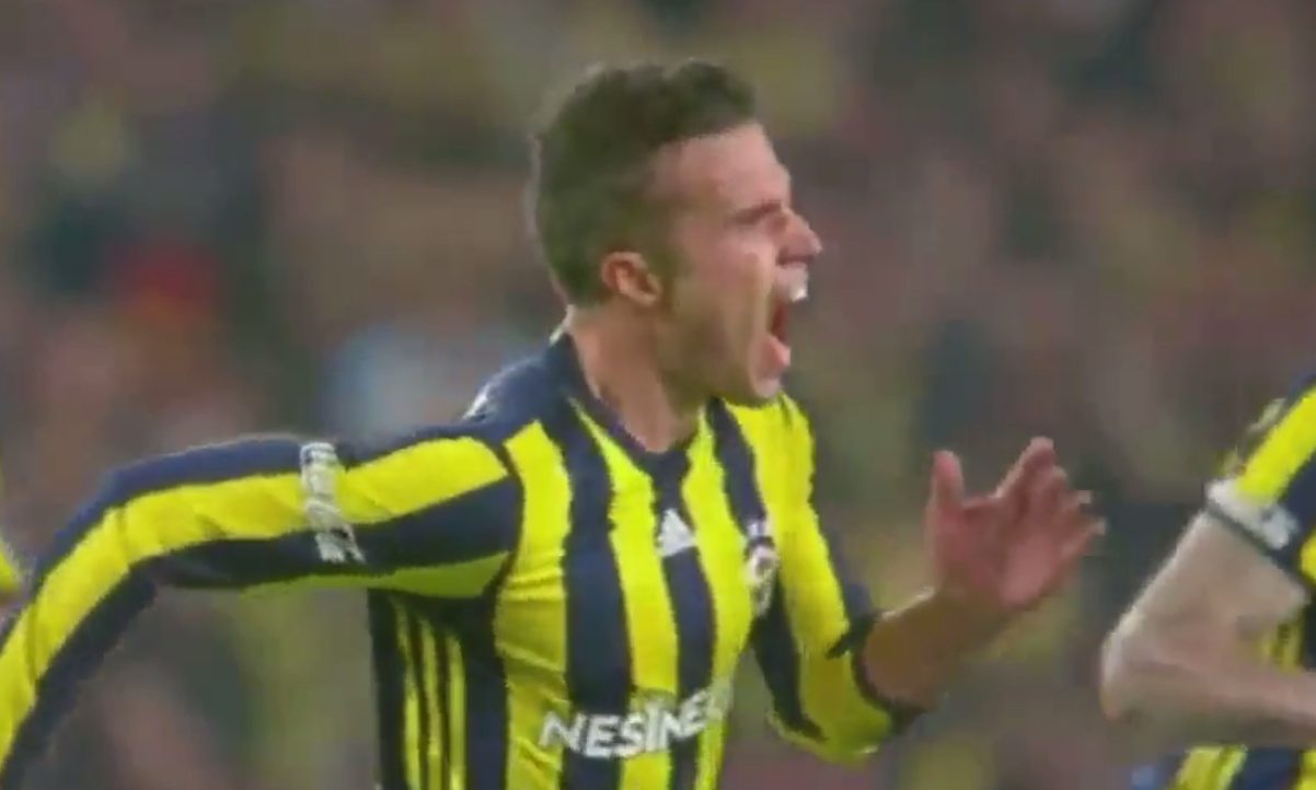 Van Persie se vratio i presudio derbi: Fener srušio Galatasaray