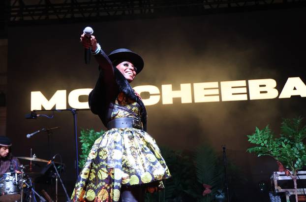 Šibenik:  Britanski trip-hop bend Morcheeba uveo je šibencane i njihove goste u novu 2026.godinu