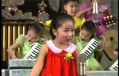 Preslatki i savršeni: Pogledajte nastup malih Sjevernokorejaca