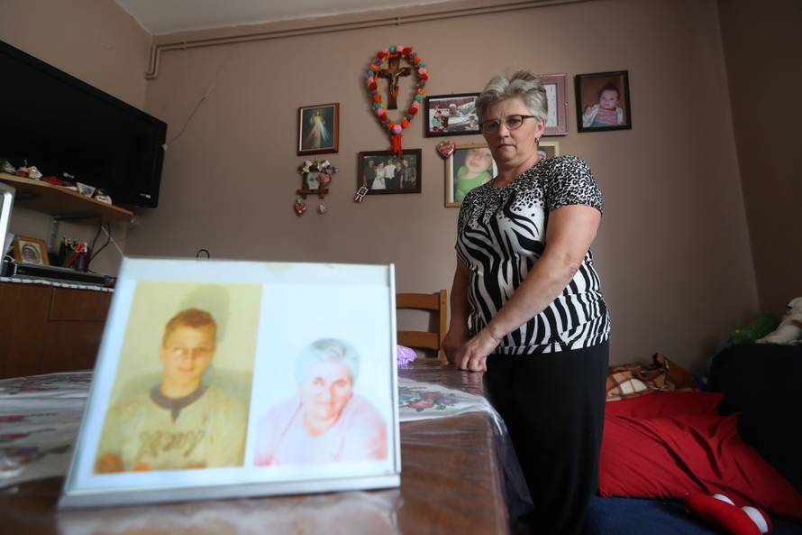 Obitelji Koradeovih žrtava: Ubojici spomenik, a nama bol