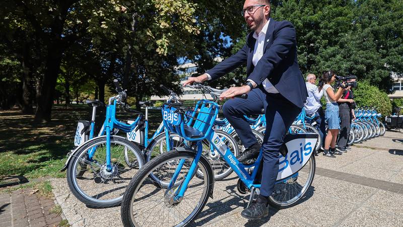 Bajs na zagrebačkim ulicama: Evo koliko ga građana vozi!