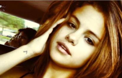 Selena uzela pauzu: Moram se posvetiti sebi na neko vrijeme