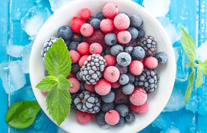 Top namirnice koje pomažu u mršavljenju: Bobice, jogurt, jaja
