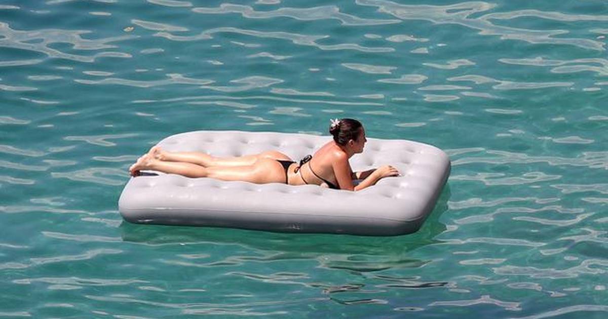 Tijekom leta zrakoplova kompanije Ryanair došlo do pucanja prozora i dekompresije