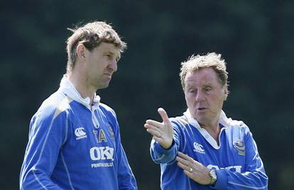 Novi trener Portsmoutha prijeti bivšem šefu Harryju