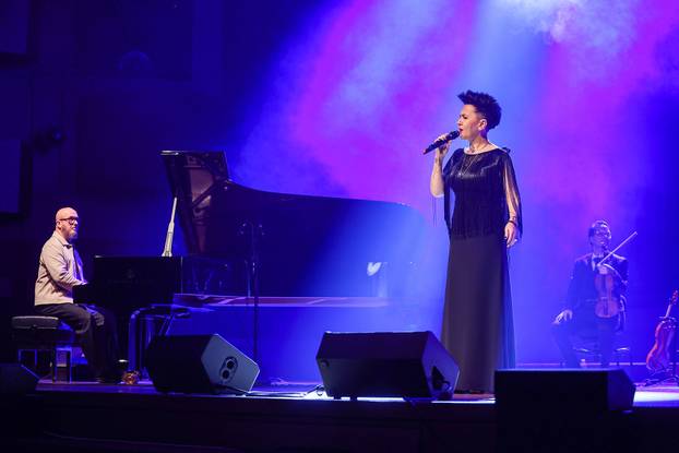 Koncert Amire Medunjanin u Lisinskom