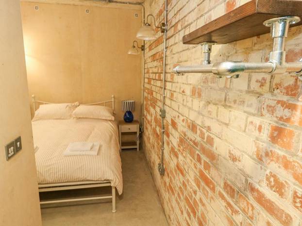 FOTO Od vojarne do top destinacije: Pogledajte kako je ratni bunker postao dom za odmor