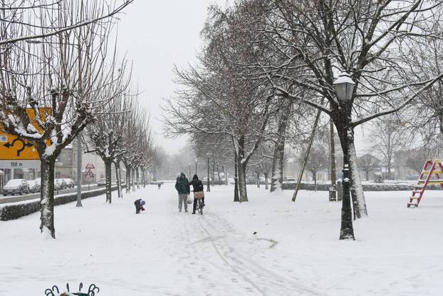 Prvi ovogodišnji snijeg u Bjelovaru