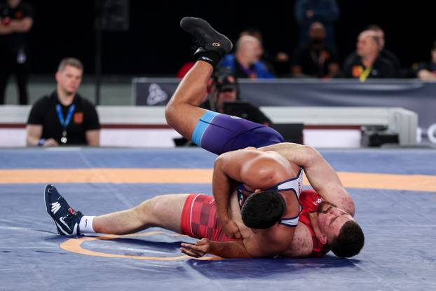 Zagreb: Nakon operacije kuka Marko Milanović natječe se u Areni na turniru u hrvanju 