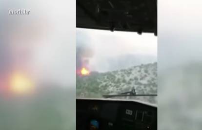 Video: Kako izgleda gašenje požara iz kabine kanadera...