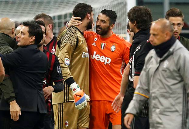 Football Soccer -  AC Milan v Juventus Serie A