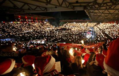 Nogometom protiv terorizma u Berlinu: Navijači impresionirali!