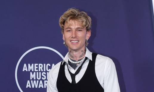 Machine Gun Kelly: 'Neću dugo biti na tulumu, idem svojoj kćeri. Moja svrha je biti otac...'