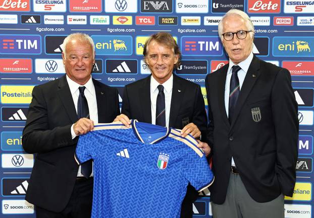 Italy National Team - Roberto Mancini and Claudio Ranieri Press Conference