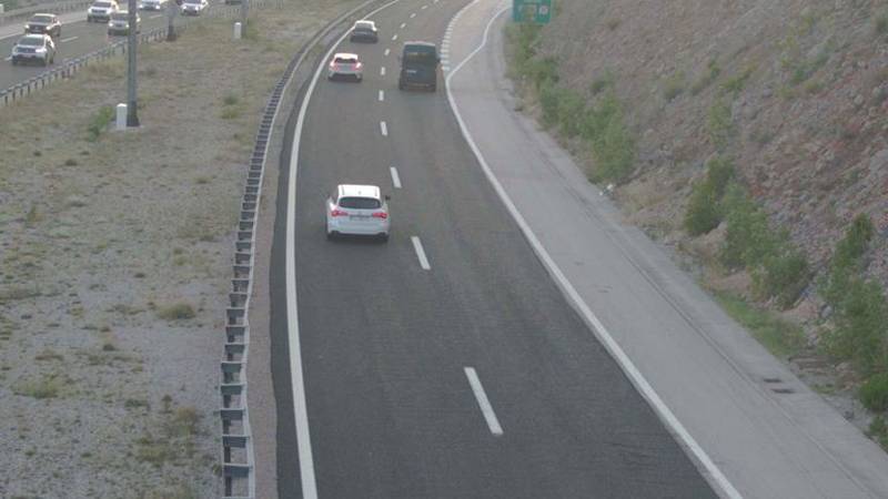 Požar v tunelu Sveti Rok povzročil zastoje in prekinitev prometa