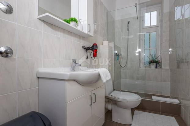 FOTO Spremno za biznis: Vila u Crikvenici ima 5 apartmana, ali, vrijedi li baš toliko milijuna?