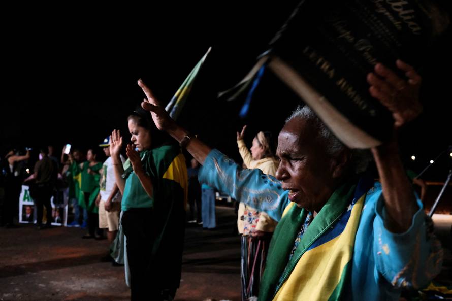 Final phase of former President Bolsonaro's trial continues