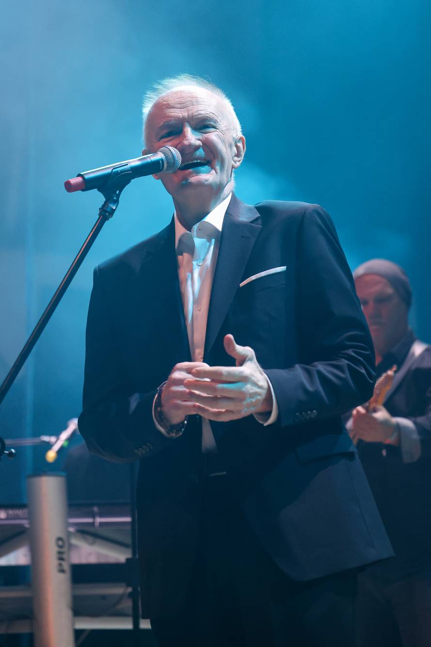 Frankfurt: Hrvatska noć u Suwag Energie Areni