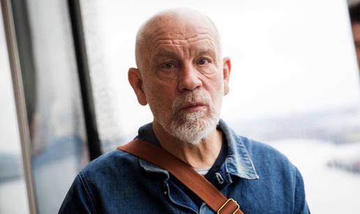 John Malkovich ponovno stigao u Hrvatsku: Uživa u Savudriji, a uz to radi i na novom projektu