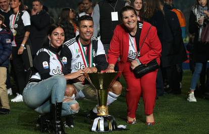 Cristiano Ronaldo vratio se na Madeiru kako bi posjetio majku