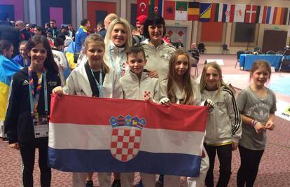 Tri medalje mladih hrvatskih boraca na EP za mlađe kadete