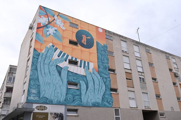 Zadar: Nedavno oslikan mural na stambenoj zgradi na Voštarnici