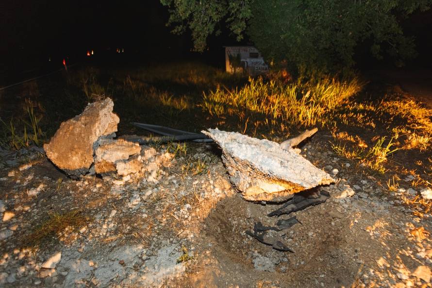 U prometnoj nesreći kod Biograda na Moru smrtno stradale dvije osobe