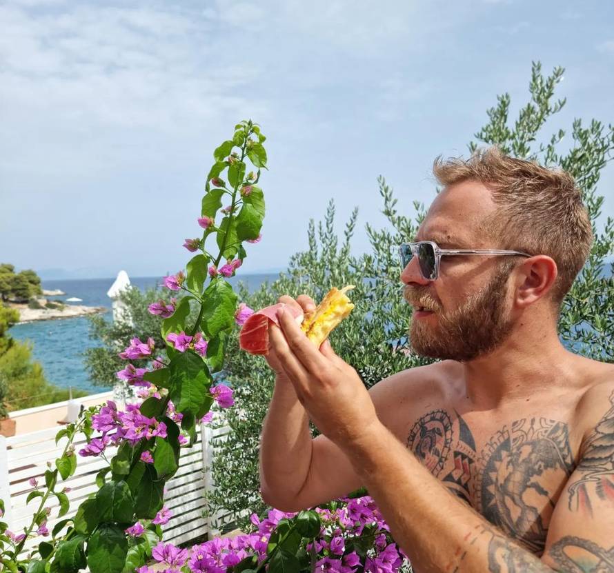 Pažanin otkrio ljubavni status i tajnu figure: Dajem si vremena