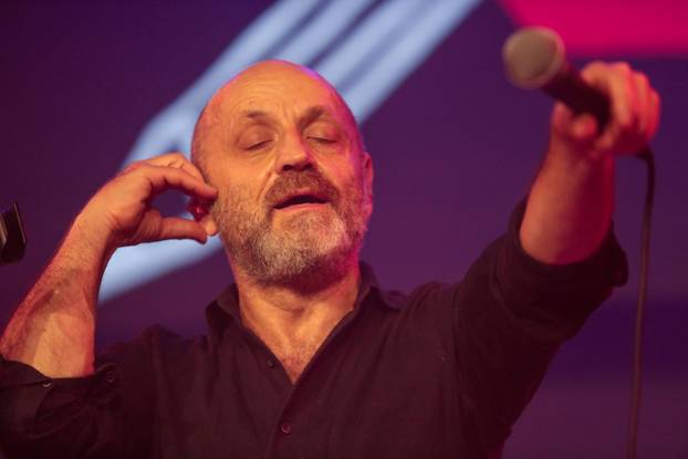 Zabok: Mile Kekin održao koncert u Regeneratoru