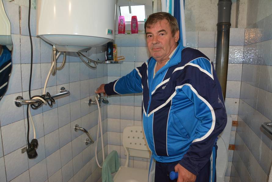 Suša u Gejkovcu: Mještani žeđaju, bez vode su 20 dana