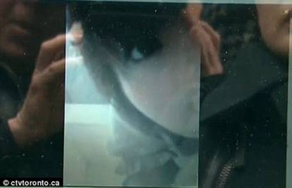 Iz Pekinga na web kameri vidio kako mu u Torontu ubija curu